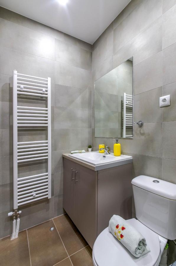 Renovated 2Bd House Close To Pireus Port ภายนอก รูปภาพ