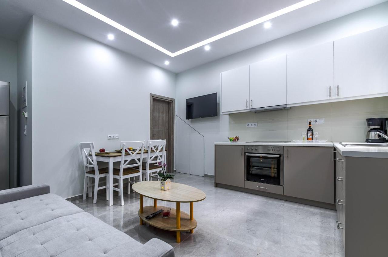 Renovated 2Bd House Close To Pireus Port ภายนอก รูปภาพ
