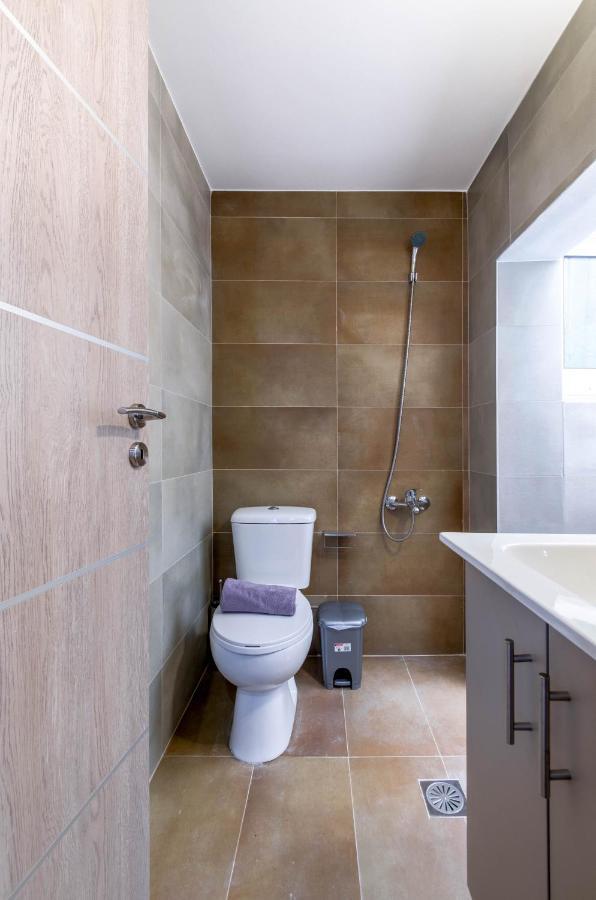 Renovated 2Bd House Close To Pireus Port ภายนอก รูปภาพ