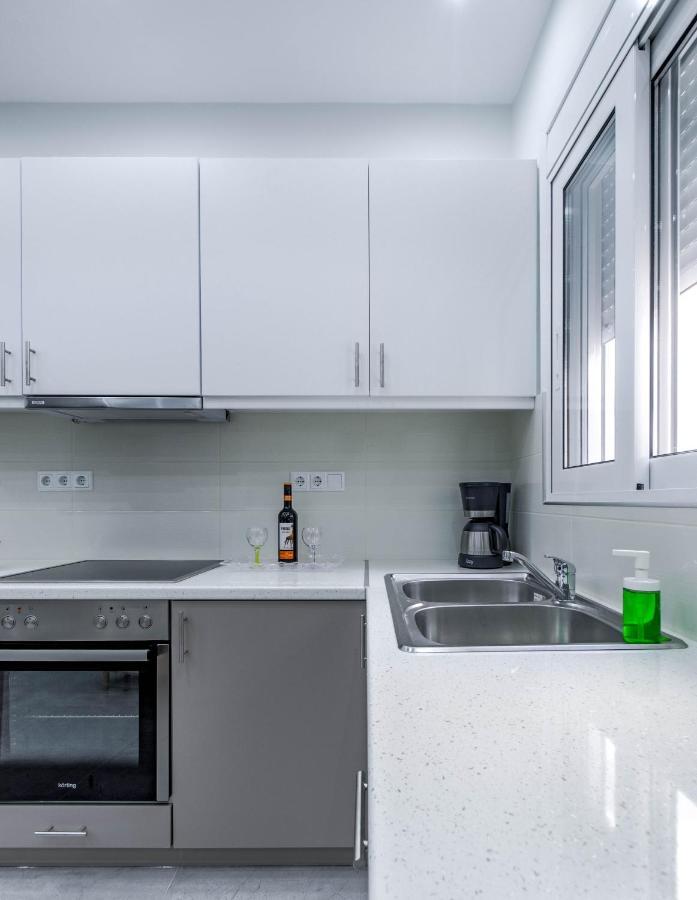 Renovated 2Bd House Close To Pireus Port ภายนอก รูปภาพ