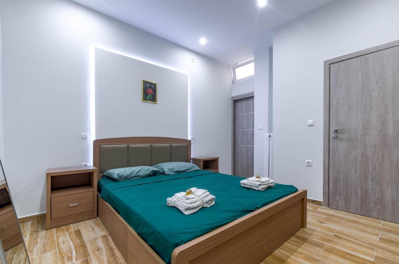 Renovated 2Bd House Close To Pireus Port ภายนอก รูปภาพ