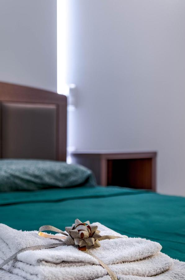 Renovated 2Bd House Close To Pireus Port ภายนอก รูปภาพ